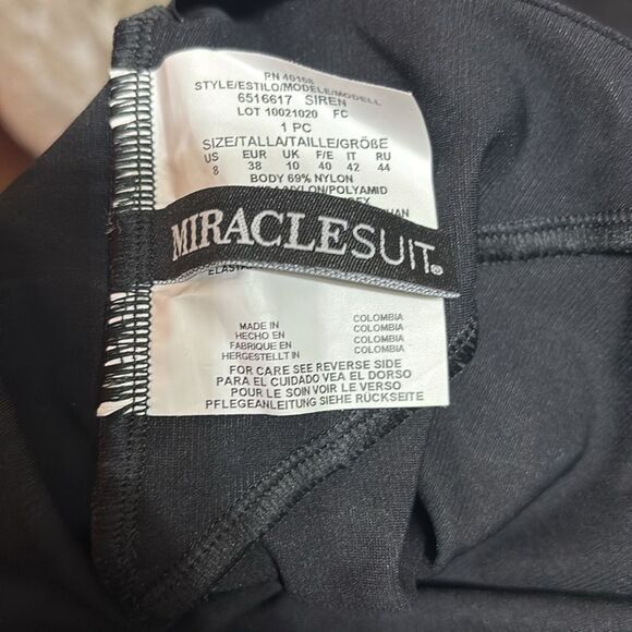 Miraclesuit Black One Piece Swimsuit NWT - Picture 9 of 10